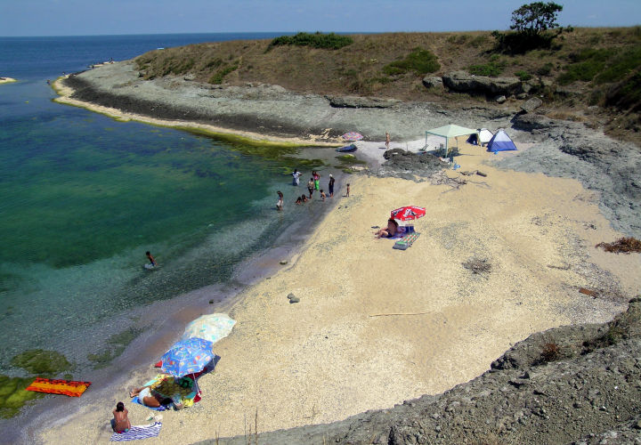 4 minutes walk, another small beach